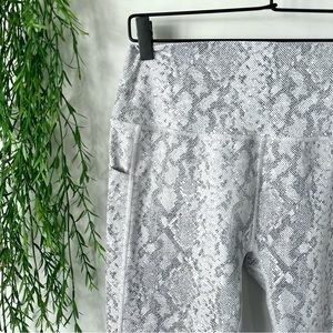 Curves N Combatboots Cobra Empowered Leggings Size  XL